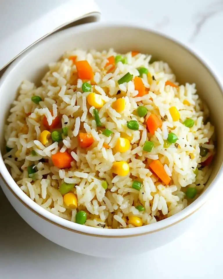 Delicious Homemade Fried Rice with Fresh Vegetables Recipe