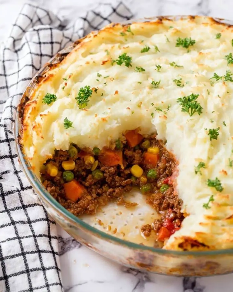 Hearty Shepherd’s Pie with Beef, Vegetables, and Mashed Potatoes Recipe