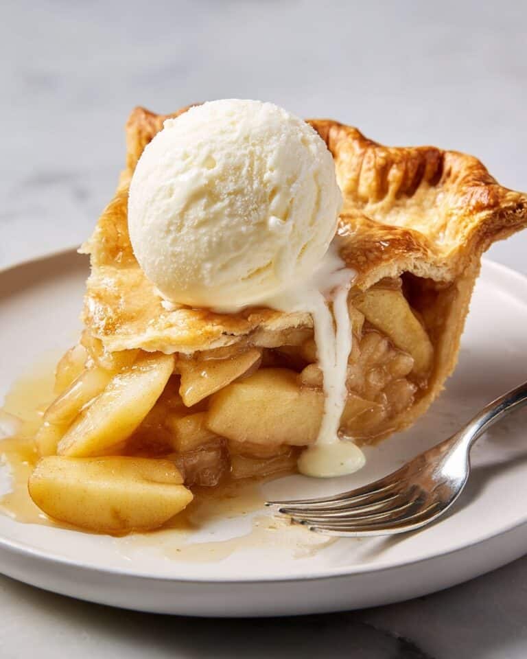 Classic Homemade Apple Pie Recipe