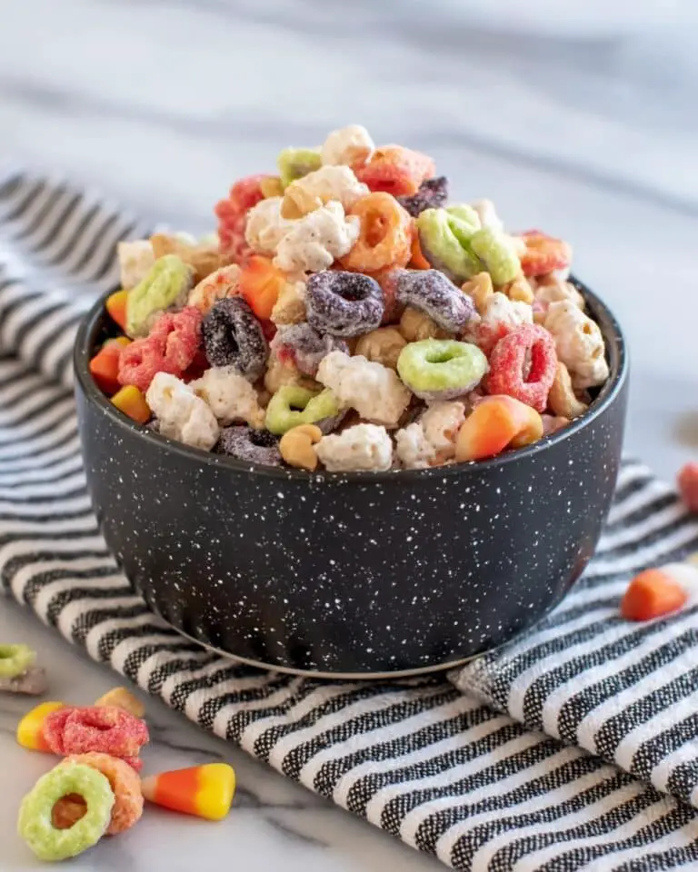 Monster Munch: Halloween Cereal Popcorn Snack Recipe