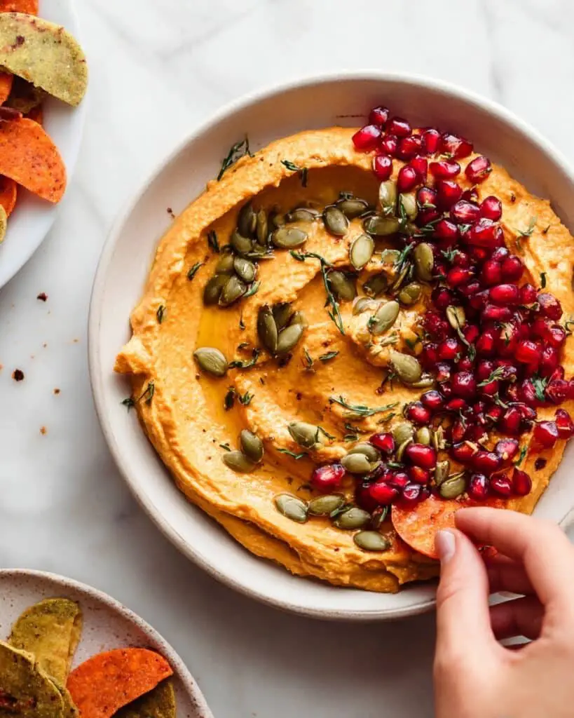 10-Minute Cozy & Creamy Pumpkin Hummus Recipe
