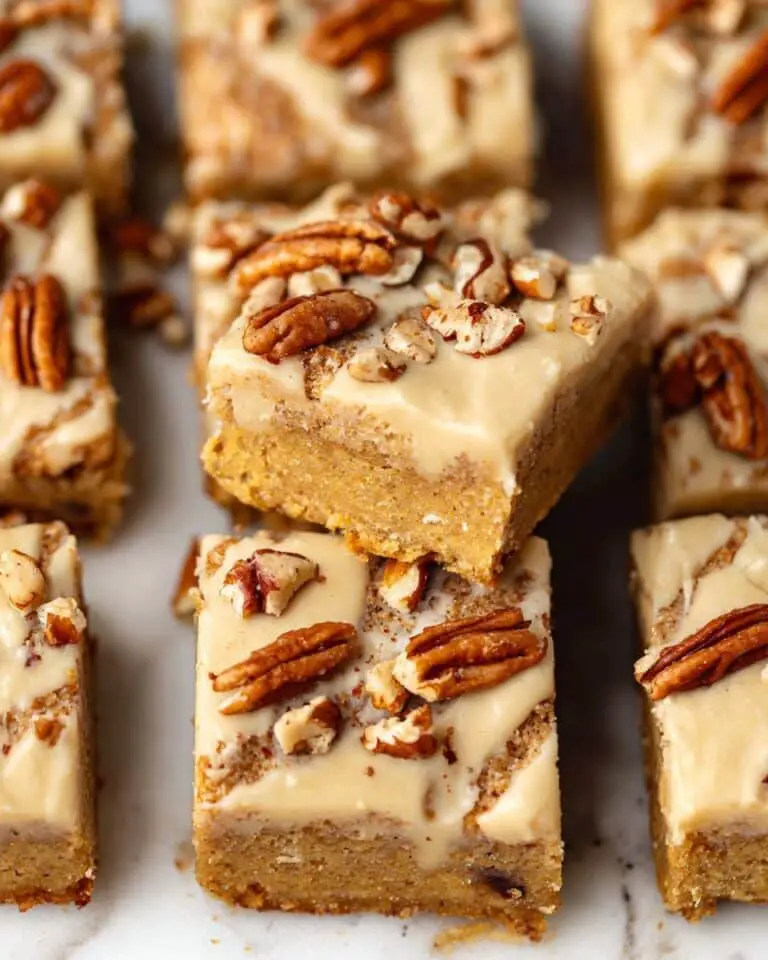 Maple Pecan Blondies Recipe