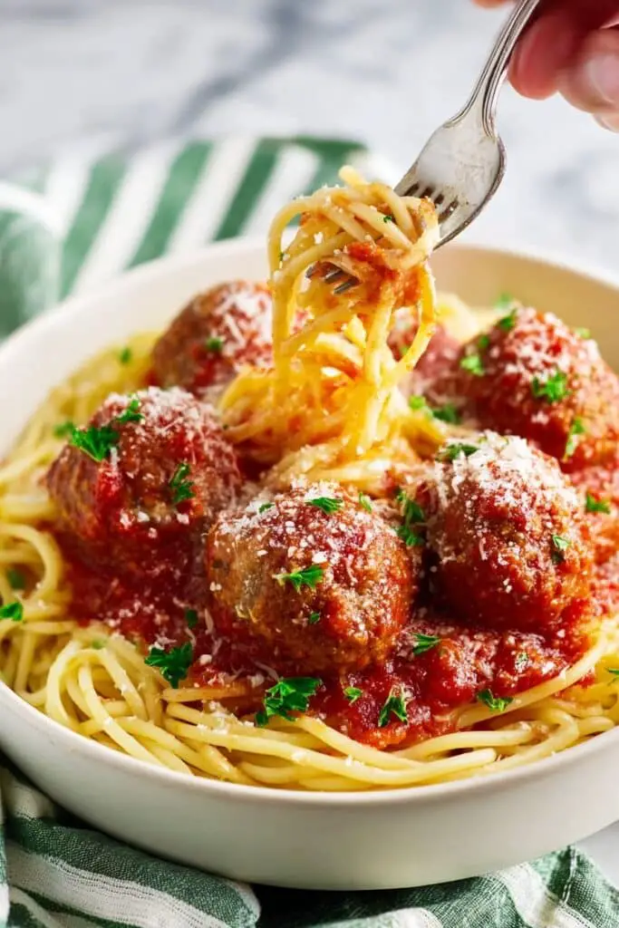 Easy Crock Pot Spaghetti with Meatballs Recipe