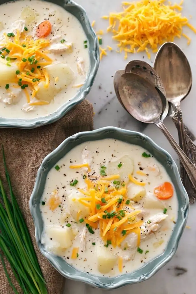 Creamy Slow Cooker Chicken and Potato Soup Recipe