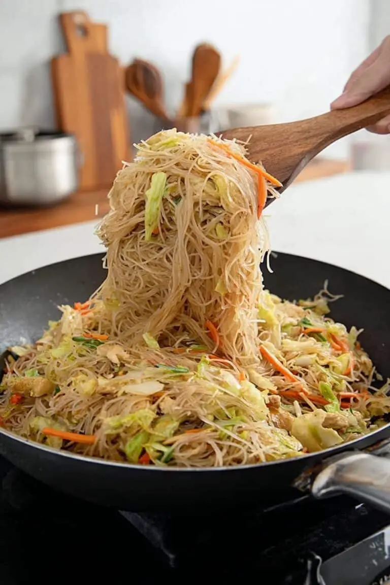Easy Chicken and Pork Pancit Recipe
